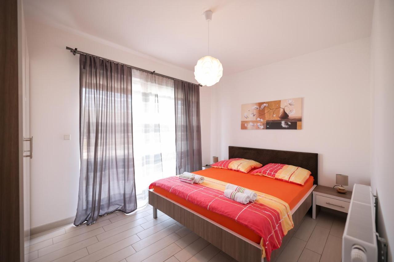 Apartments Nicola With Private Pool ビビニェ エクステリア 写真